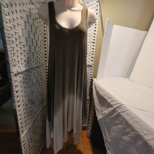 Ladies Sandivea Dress Size XS Zipped Back Flowing